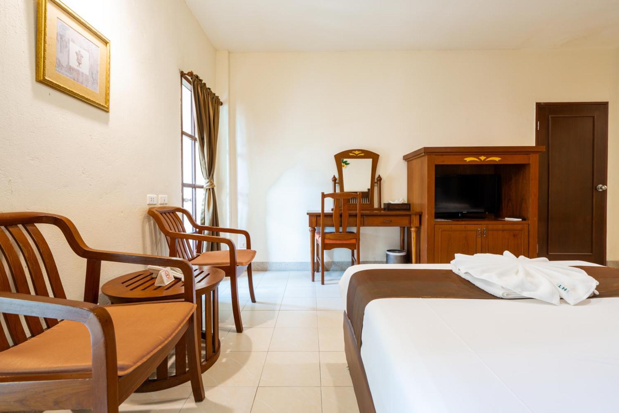 Phuket Leelavadee Hua Ting Resort Patong Экстерьер фото