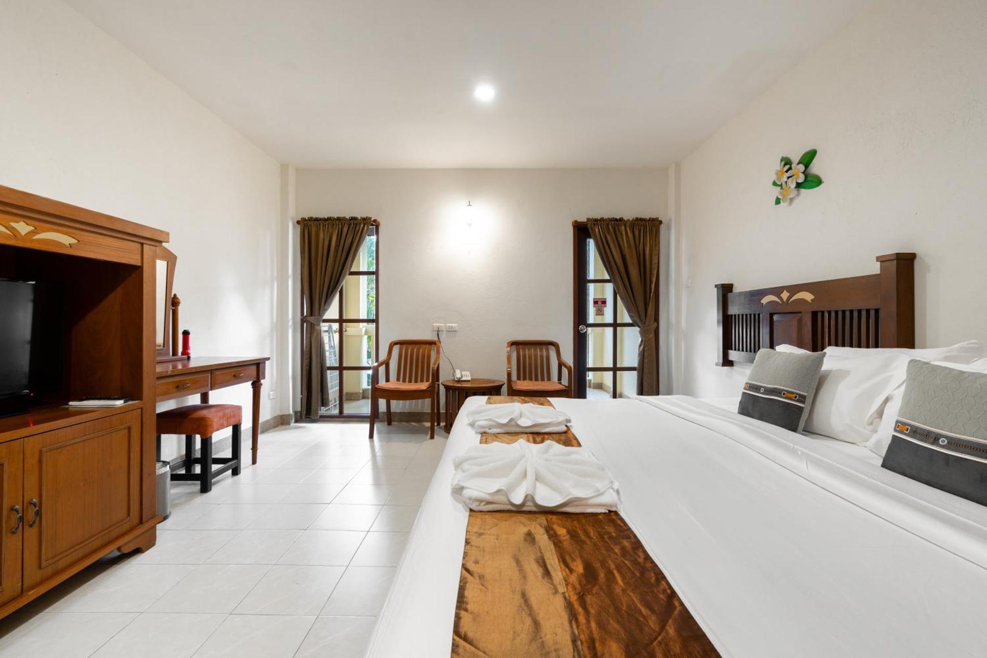 Phuket Leelavadee Hua Ting Resort Patong Экстерьер фото